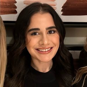 Meet your Posher, Tamari